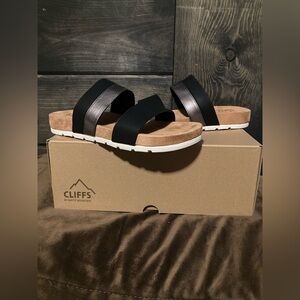 Cliffs White Mountain, size 7,new in box, colorblock, comfortable slip-on sandal